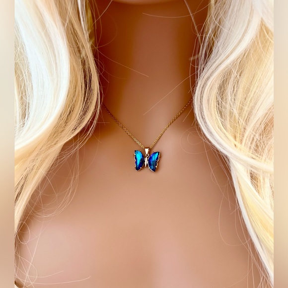 🦋 Blue Iridescent Crystal Butterfly Necklace Gold plated Stainless Steel- New - Picture 3 of 8